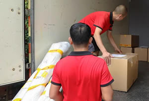 ���ҳ�;���